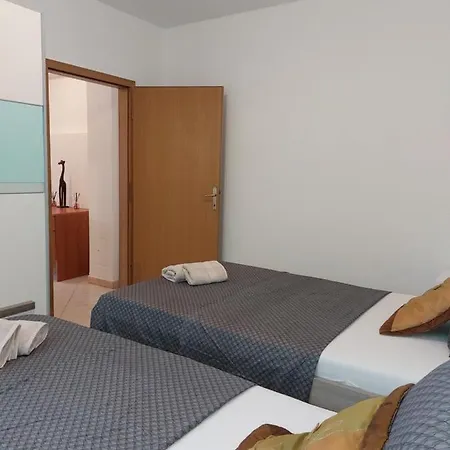 Apartment Apartma Mari Bertoki