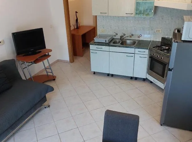 Apartma Mari アパート *